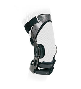 acl-hinged-knee-brace
